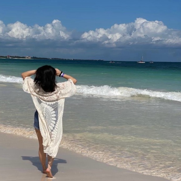 Meet your Posher, Isabella - Picture 1 of 1